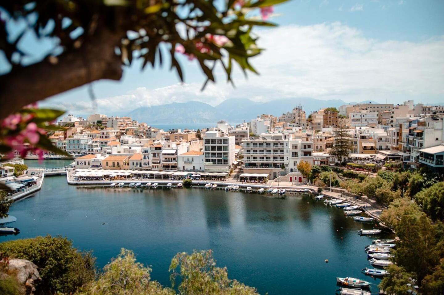 Floral City Apartments Agios Nikolaos  Luaran gambar